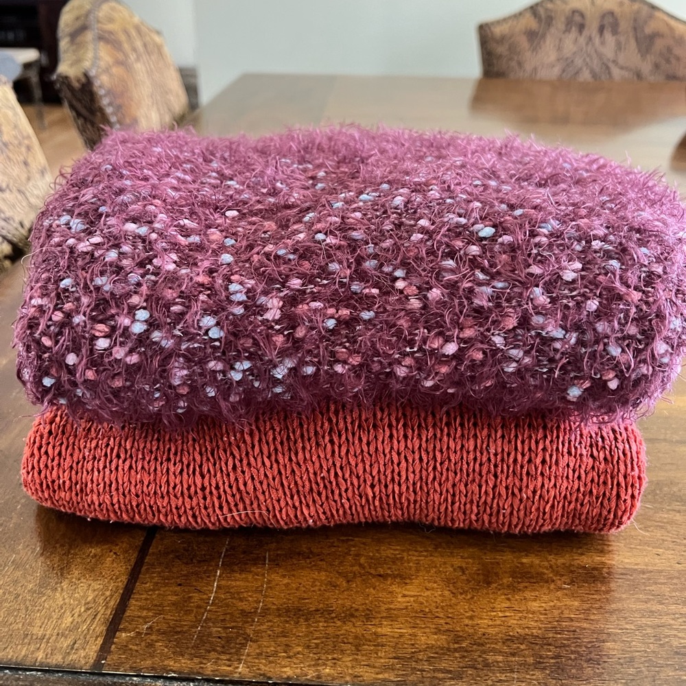 Sweater bundle - Picture 3 of 4